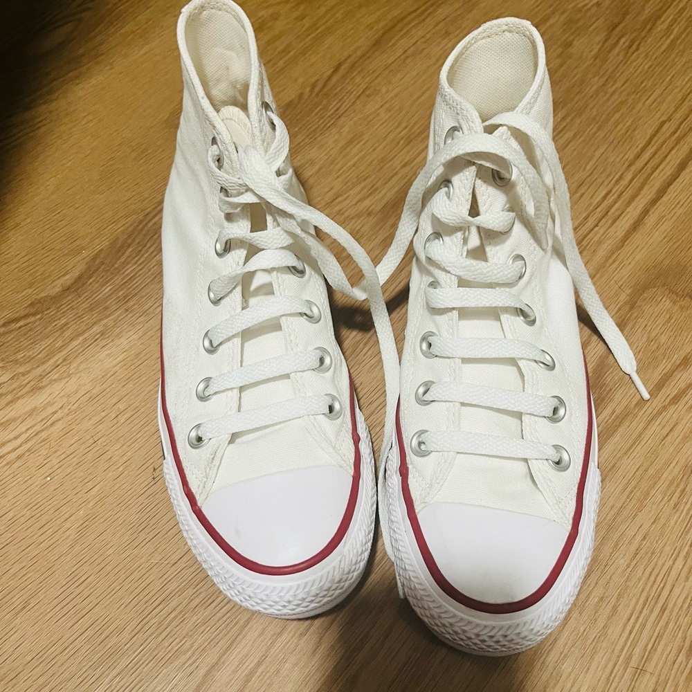 Converse Women's Sneakers - White high tops